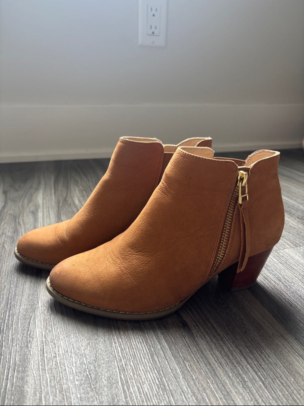 Vionic Tan Ankle Booties with Gold Side Zip